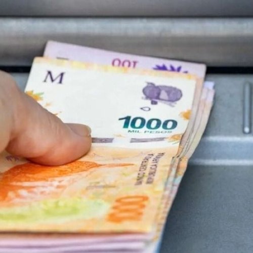 Los empleados públicos tendrán acreditados sus haberes el 31 de marzo