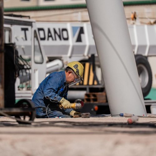 Los nuevos Consultorios Externos del Hospital Rawson ya toman forma: comenzó el montaje de la estructura principal