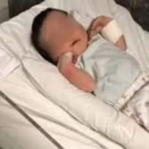 Una adolescente dio a luz con asistencia de ChatGPT y abandonó a su beba