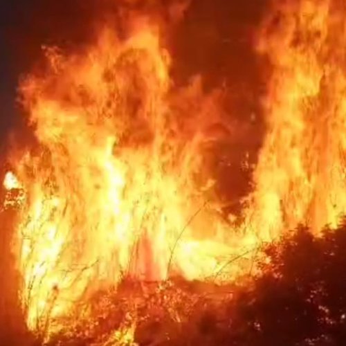 Bombero voluntario de 9 de Julio resultó herido en un incendio y siguió combatiendo las llamas