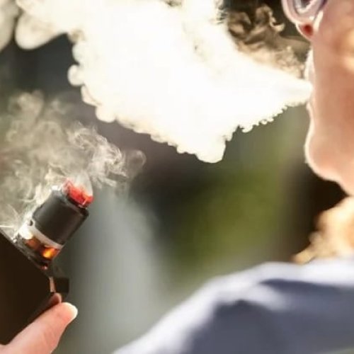 Vapeo liberado: los adolescentes, en el centro de la preocupación