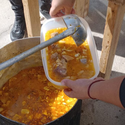 Locro patrio solidario: el trabajo “a todo pulmón” de Liliana Allende y su equipo