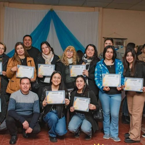 120 nuevos capacitados impulsan el crecimiento educativo de 25 de Mayo