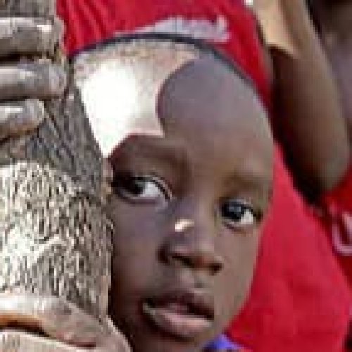 “Necesitamos saber dónde están”: la angustia que deja el presunto tráfico de niños haitianos en Chile