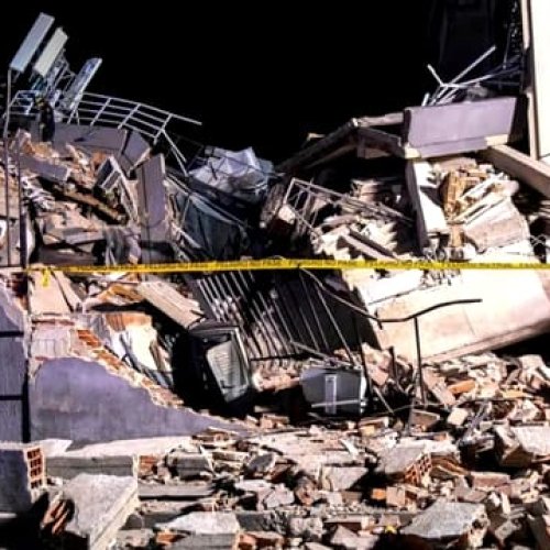Venezuela sufre el impacto de dos terremotos: ya son 164 las víctimas y 971 heridos
