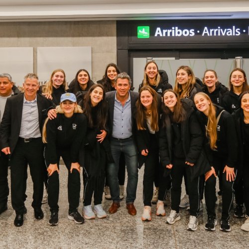 Las Panteras ya están en San Juan para disputar el Triangular Internacional de Vóley