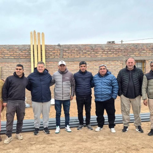 El Municipio de 25 de Mayo entregó un aporte institucional al Club Social y Deportivo El Encón