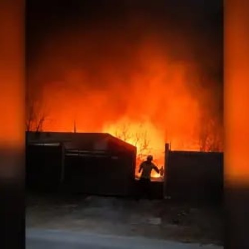 Un incendio en Albardón puso en alerta a viviendas y requirió asistencia para varios niños