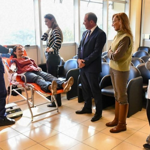 Salud impulsa una campaña de donación de sangre ministerio por ministerio