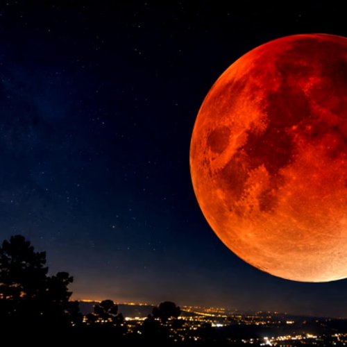 La Luna se teñirá de rojo: a qué hora ver el eclipse esta noche en San Juan