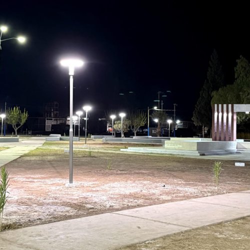Las Chacritas: Villa Las Rosas ya tiene iluminación 100% LED