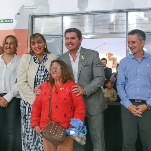 Orrego encabezó la entrega de más de mil anteojos en San Martín y destacó la igualdad de oportunidades en San Juan