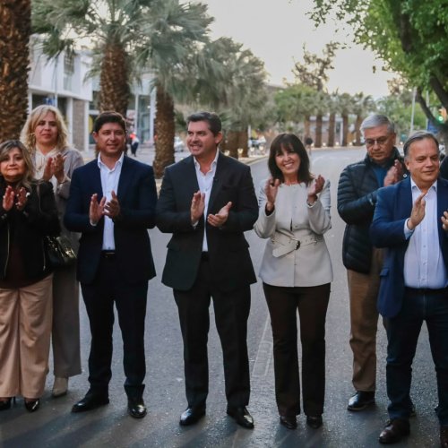 Orrego inauguró la histórica repavimentación de la emblemática avenida Libertador