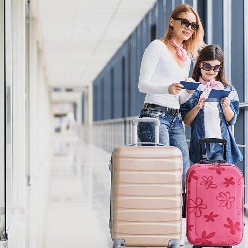 Autorizaciones para viajar al exterior: menores ya pueden tramitar el permiso de forma digital en toda Argentina