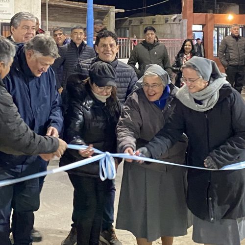 Nuevas obras de vereda e iluminación en 25 de Mayo