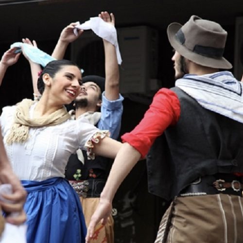 Clases de folklore gratuitas en 25 de Mayo durante las vacaciones de invierno