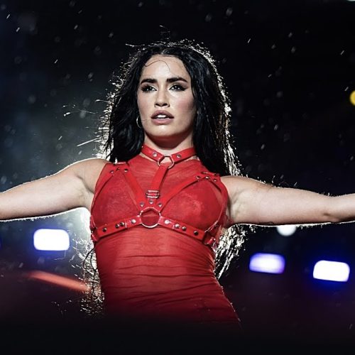 El show de Lali en el Aldo Cantoni incluirá una colecta solidaria para comedores