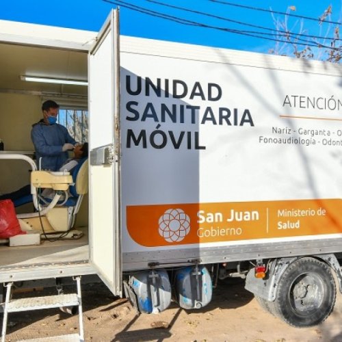 Las unidades sanitarias móviles llegan a Albardón con controles gratuitos