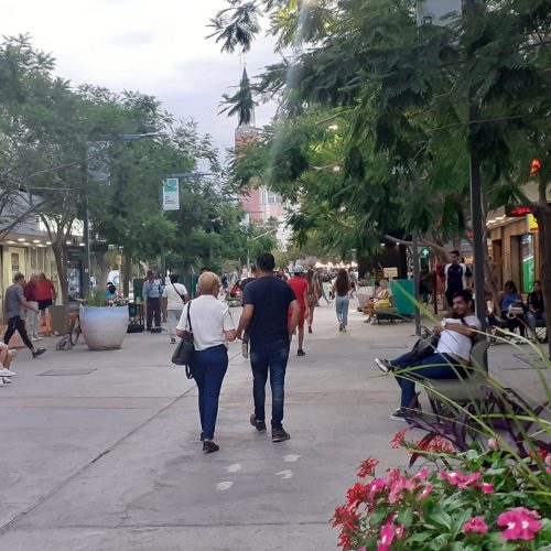 Cómo funcionará el comercio por los feriados de Carnaval