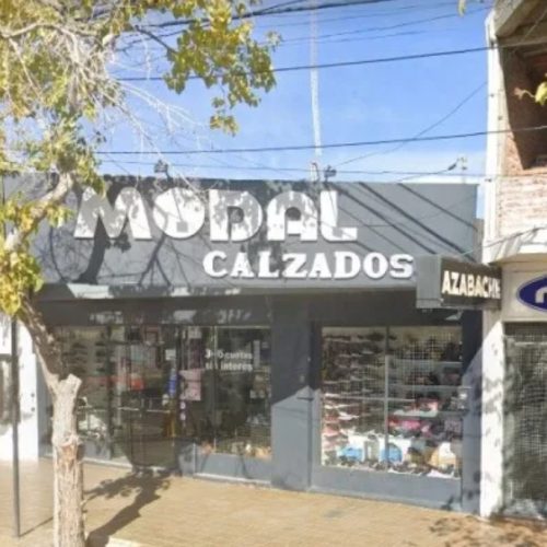 Delincuentes robaron una zapatería de madrugada y fueron capturados