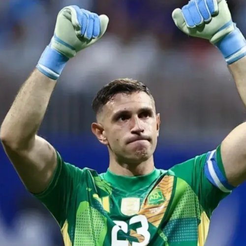 El Dibu Martinez no podrá jugar los próximos dos partidos de la Selección Argentina en eliminatorias