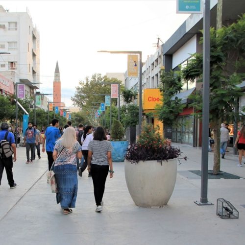 ¿Qué pasará con el comercio en los feriados del 11 y 12 de octubre?