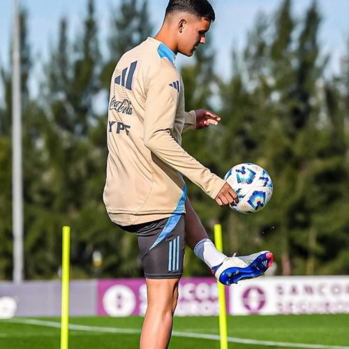 Valentín Carboni se rompió los ligamentos cruzados en la Selección Argentina