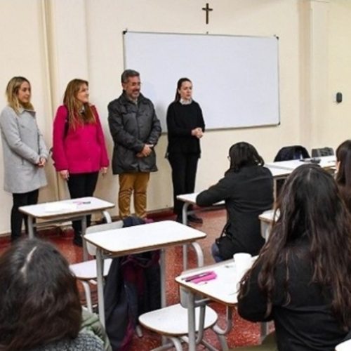 Convocatoria  a la segunda readjudicación para residencias del equipo de Salud 2024