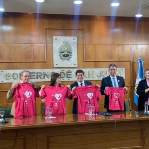 Presentaron la maratón por el cáncer de mama, y ya tiene cupos agotados