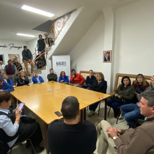 Elecciones 2025: La Libertad Avanza San Juan conformó su comando de campaña con Milei como “marca”San Juan