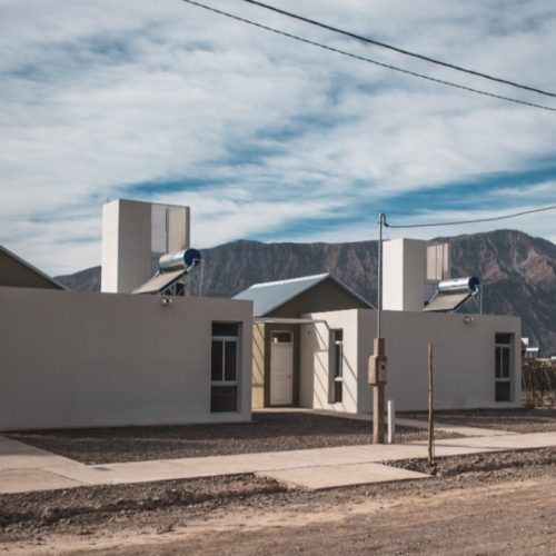 El gobierno provincial construirá viviendas con fondos propios