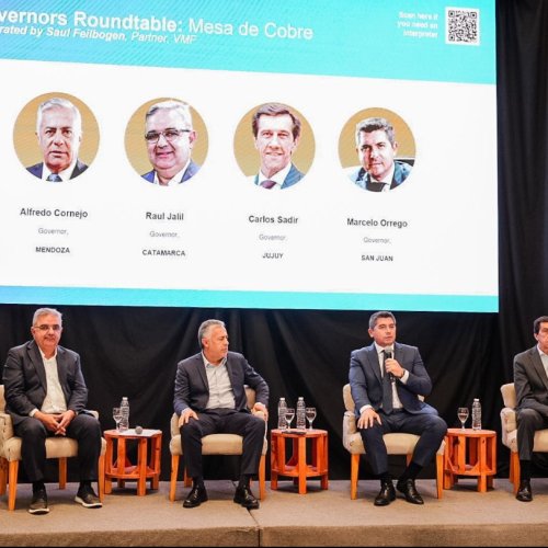 Orrego expuso en el panel de gobernadores de la cumbre de minerales críticos que reunió a referentes de toda Latinoamérica