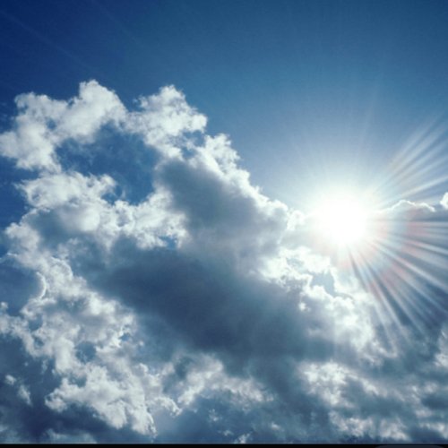 Viento sur y continúan las probabilidades de lluvia para hoy