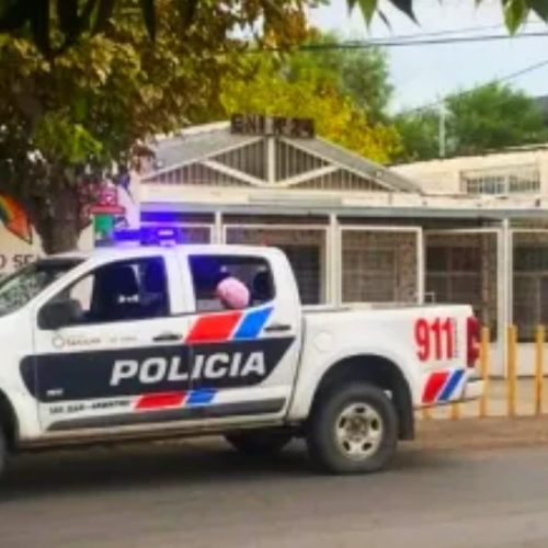 Robo en un jardín, con los niños adentro