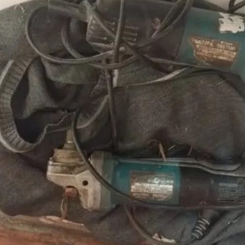 Intentó robar herramientas de una carpintería, pero fue descubierto: los dueños y vecinos le dieron una paliza