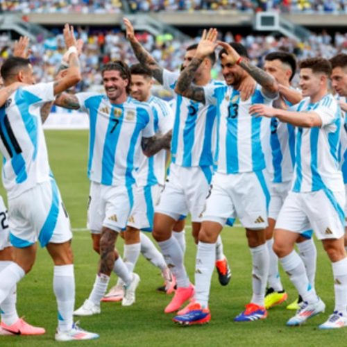 La Selección Argentina se mantiene en el puesto 1 del ranking FIFA y logró un nuevo récrod