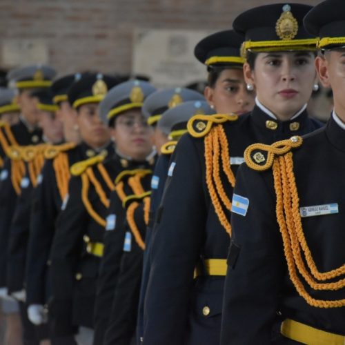 La Escuela de Seguridad eligió a sus nuevos abanderados