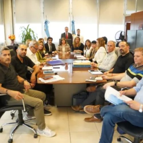 Docentes y el Gobierno llegan a un acuerdo hasta julio