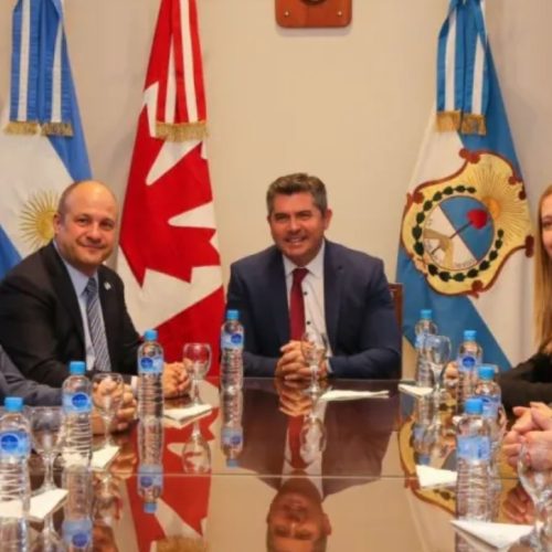 Orrego en reunión con el embajador de Canadá en Argentina