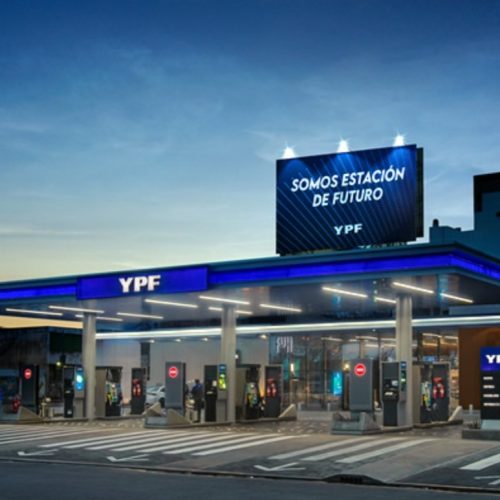 YPF: A partir de esta media noche aumentará el precio del combustible