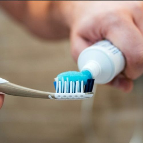 Prohibieron una reconocida pasta dental en San Juan y controlaran supermercados y mayoristas