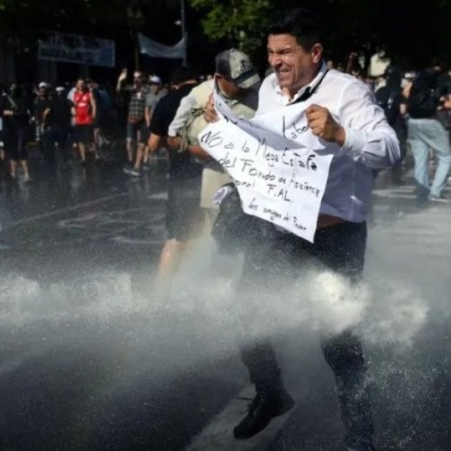 Reforma laboral: incidentes y detenidos en una jornada de protesta en el Congreso