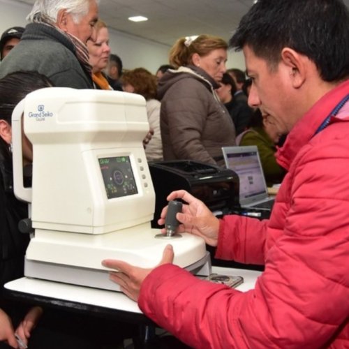 Operativo de salud oftalmológico en Santa Lucía