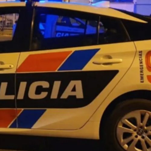 Se le paró el auto y lo apuñalaron para robarle