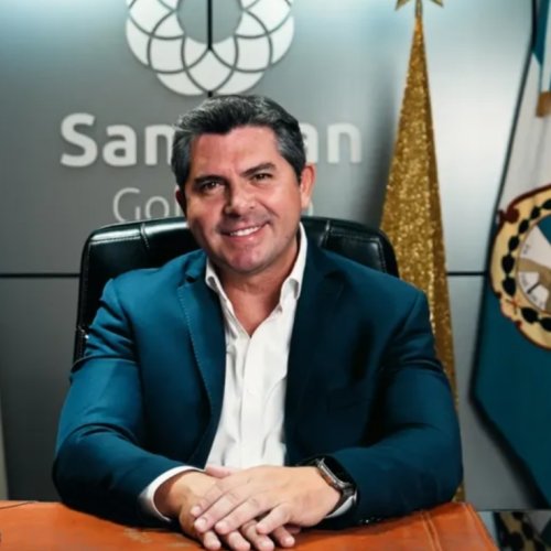 El gobernador Marcelo Orrego celebró que se aprobó la Ley de Glaciares