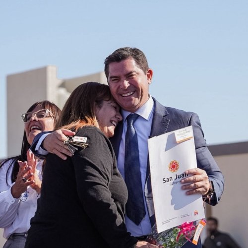 Con la entrega de un nuevo barrio, el Gobierno de San Juan genera más oportunidades de acceso a la vivienda para las familias de Chimbas