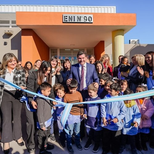 Orrego inauguró en Chimbas una nueva escuela y un ENI para fortalecer la educación pública