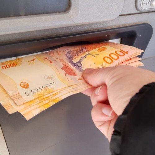 Los empleados públicos tendrán acreditados sus haberes el 30 de mayo con aumento