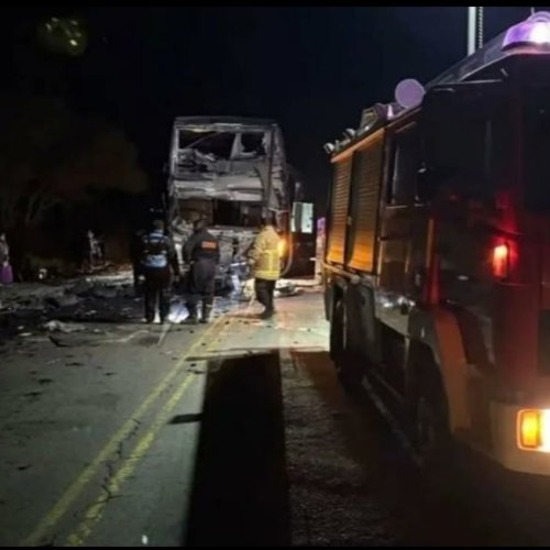 Fatal choque en Salta entre un colectivo de larga distancia sanjuanino y un camión