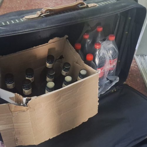 Se robo la maleta feliz y lo detuvo la policía